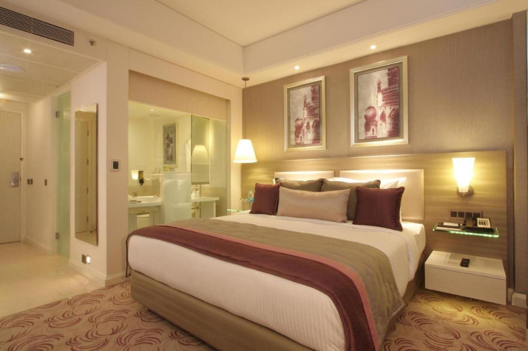 Hotel Premium Near Igi Airport Delhi 4*
